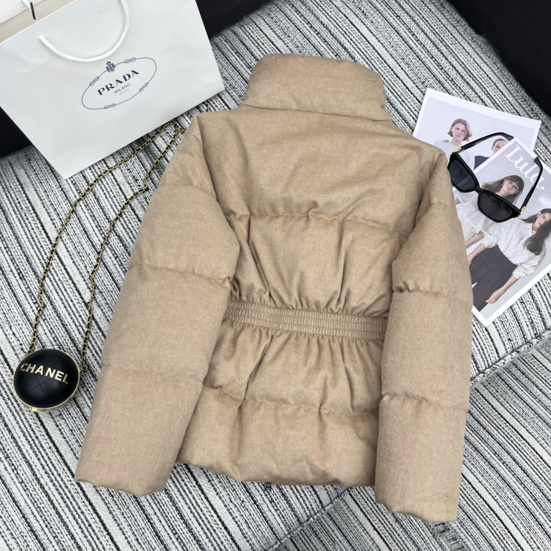 Prada Down Jackets Breathable 172531