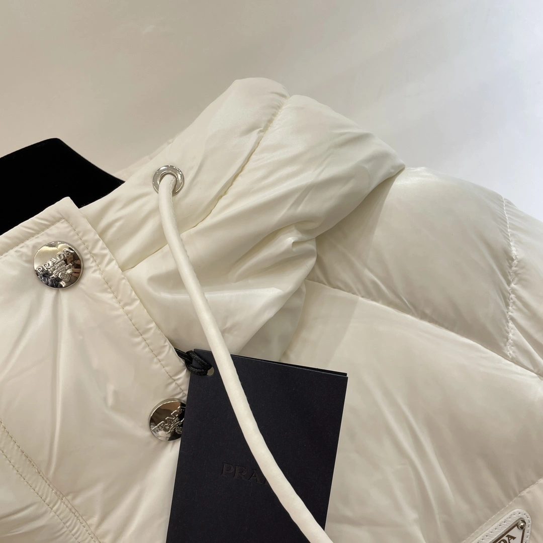 Snug Prada Down Jackets 172513