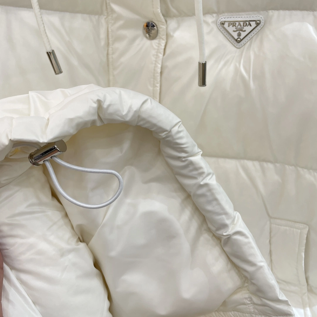 Snug Prada Down Jackets 172513