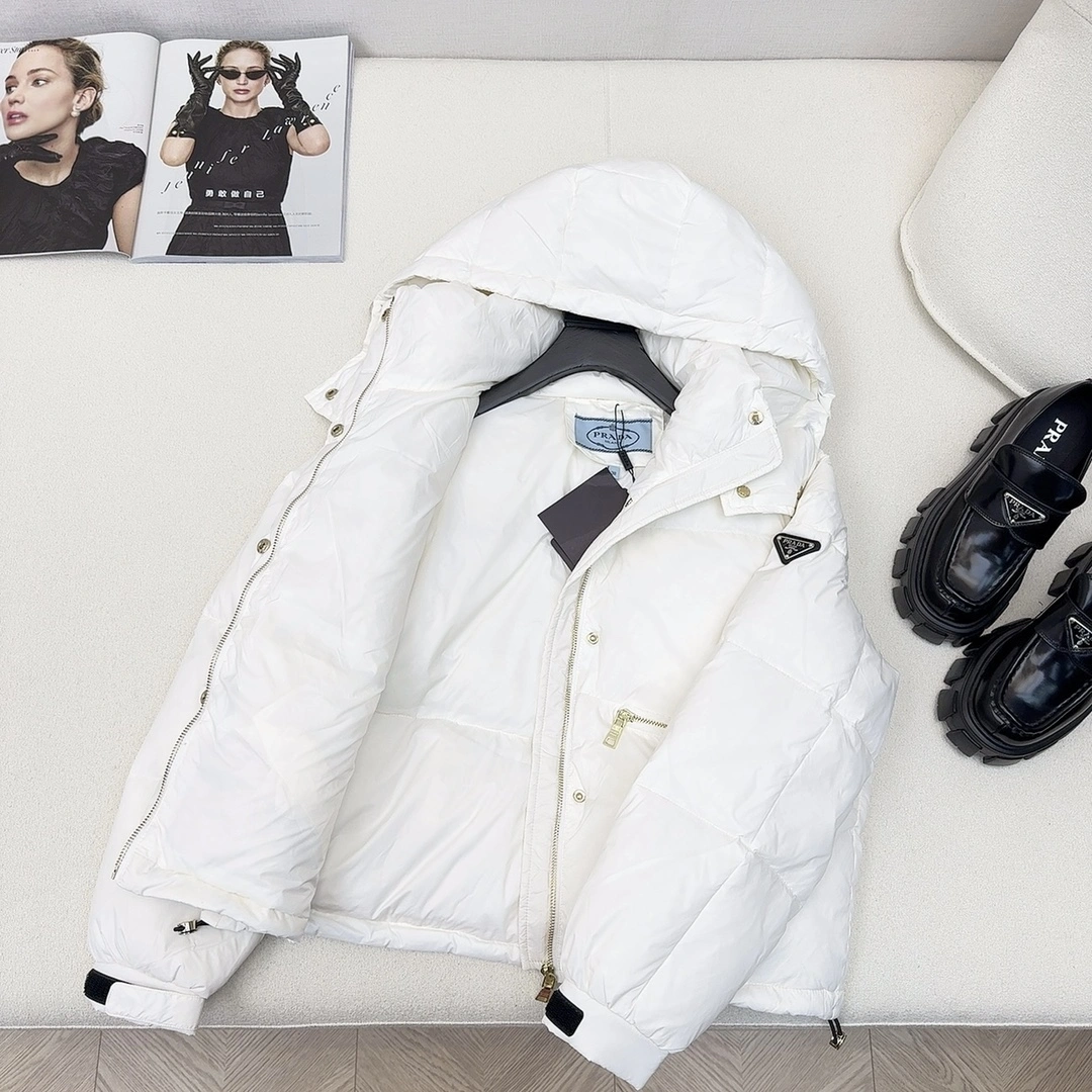 Prada Down Jackets Versatile 172510