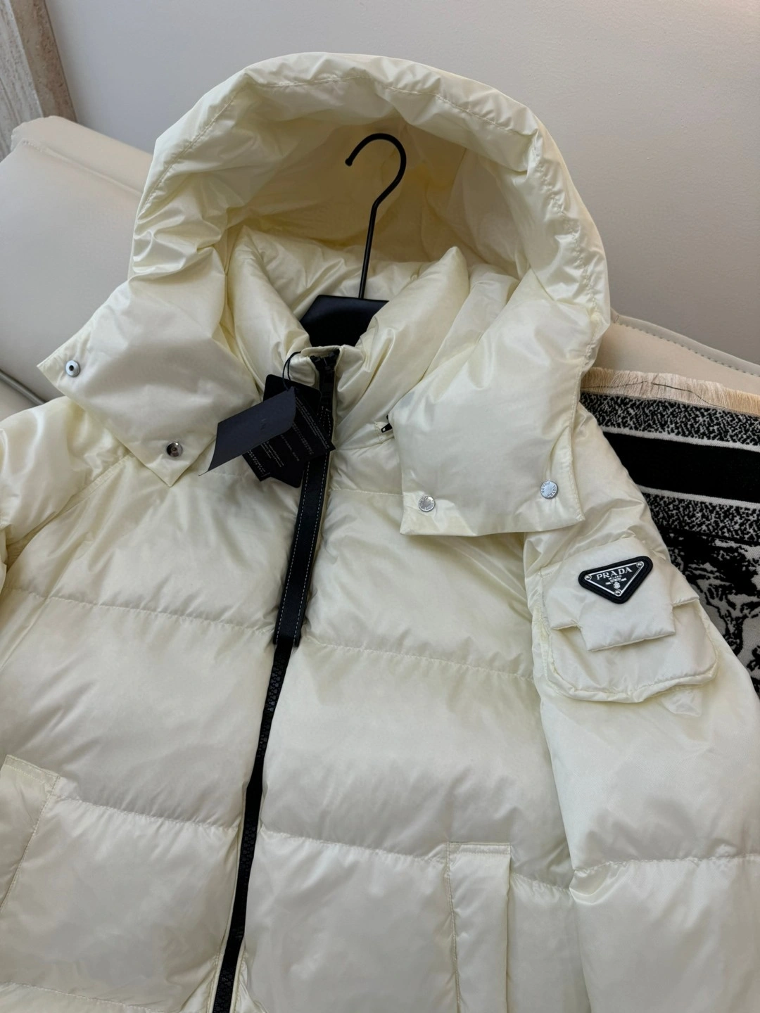 Sophisticated Prada Down Jackets 172522
