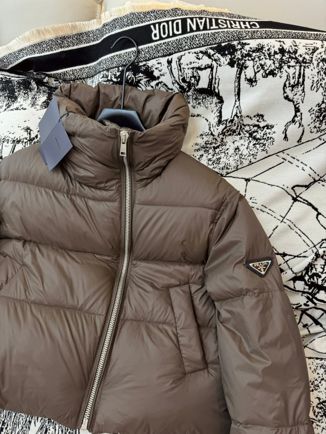 Prada Down Jackets Functional 172487