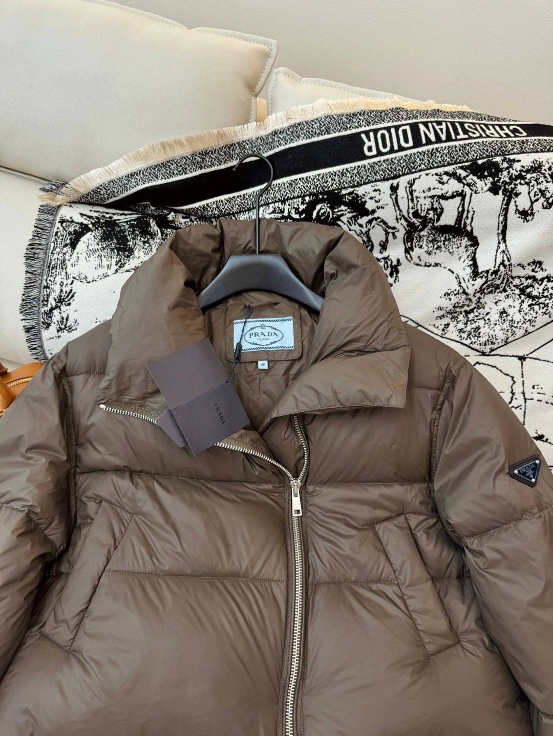 Prada Down Jackets Functional 172487