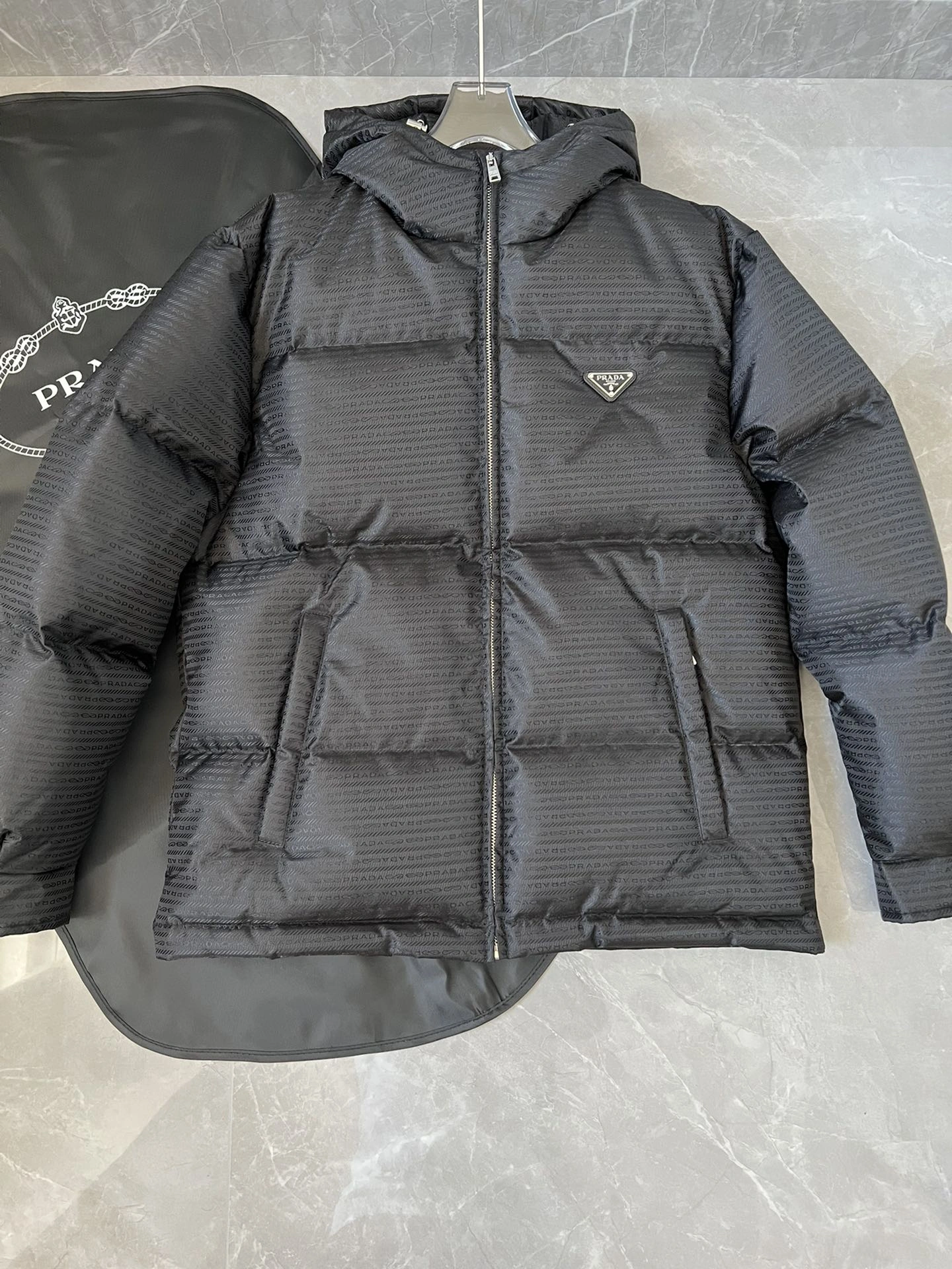 Durable Prada Down Jackets 172495
