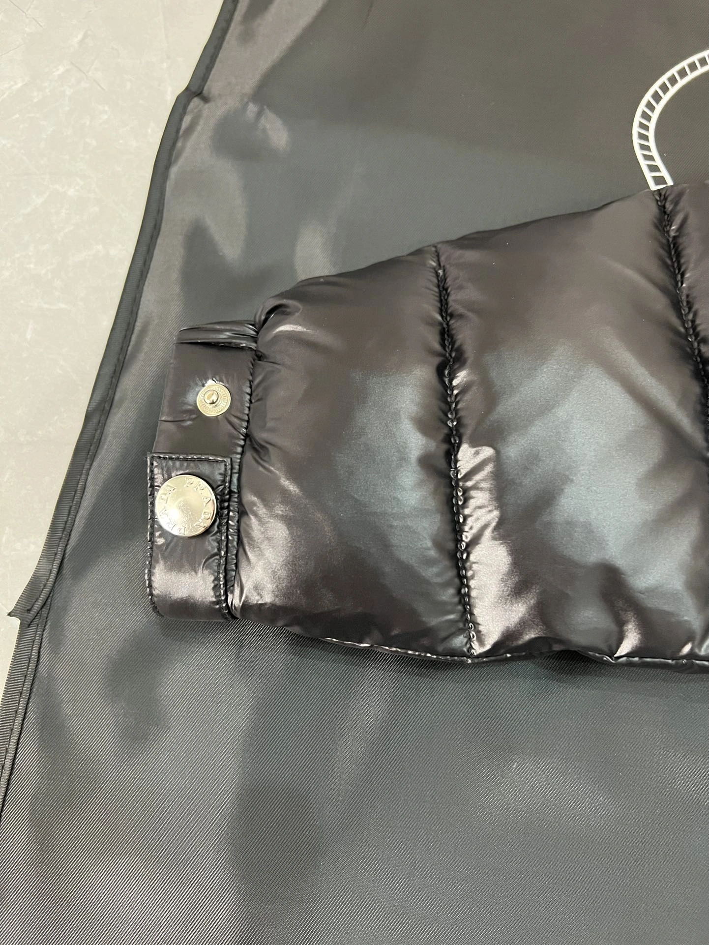 OdorResistant Prada Down Jackets 172503