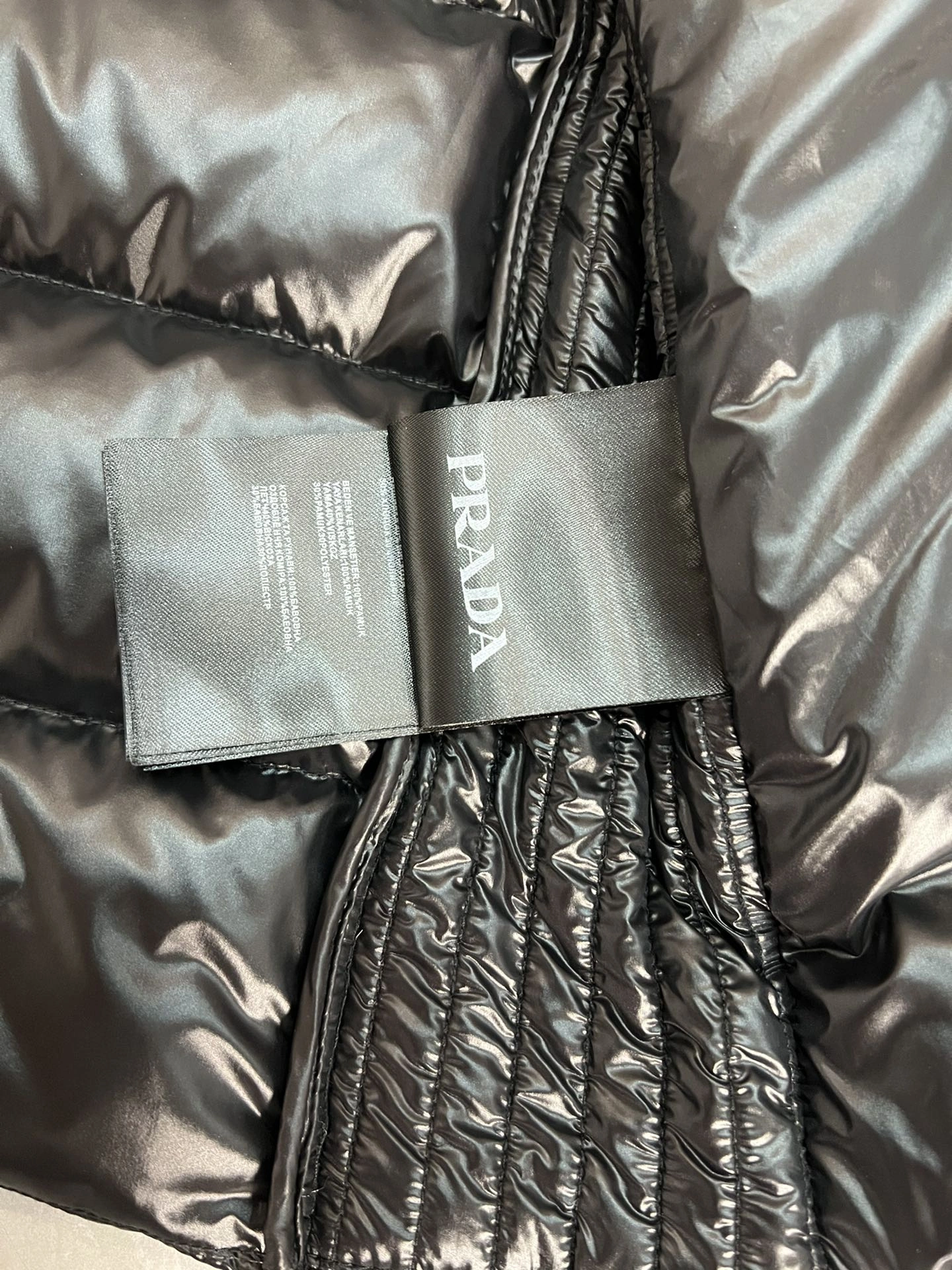 OdorResistant Prada Down Jackets 172503