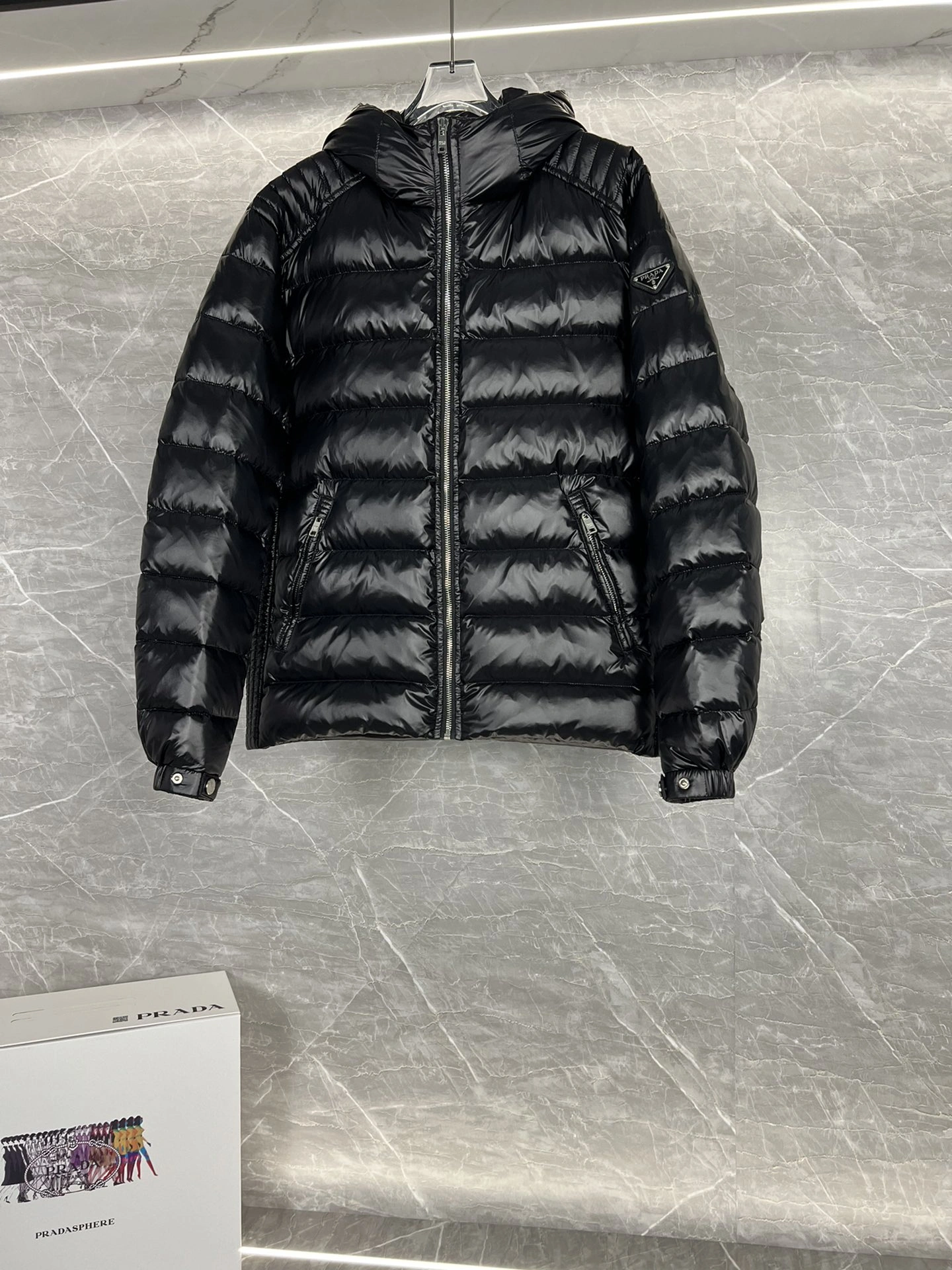 MultiPurpose Prada Down Jackets 172496