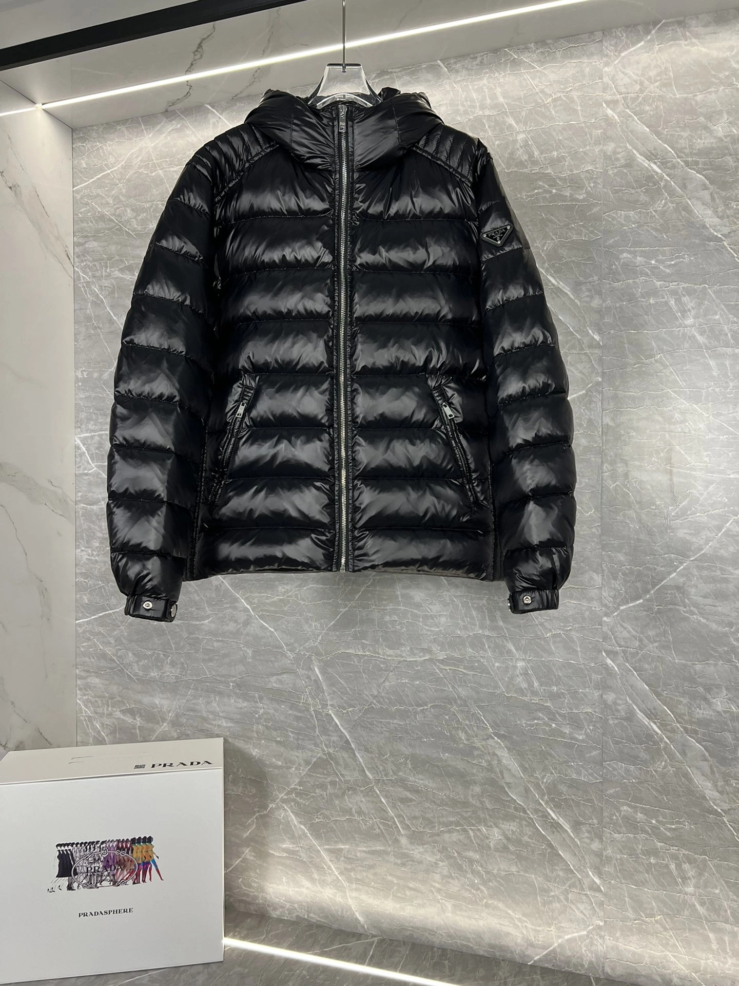 MultiPurpose Prada Down Jackets 172496