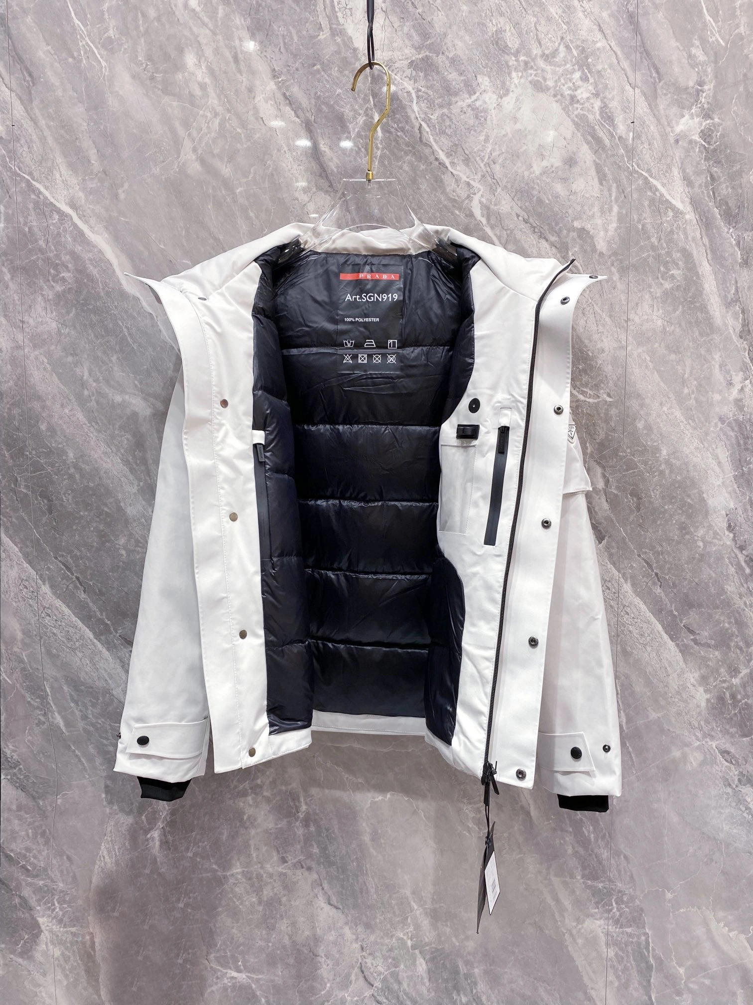 Vibrant Prada Down Jackets 172482