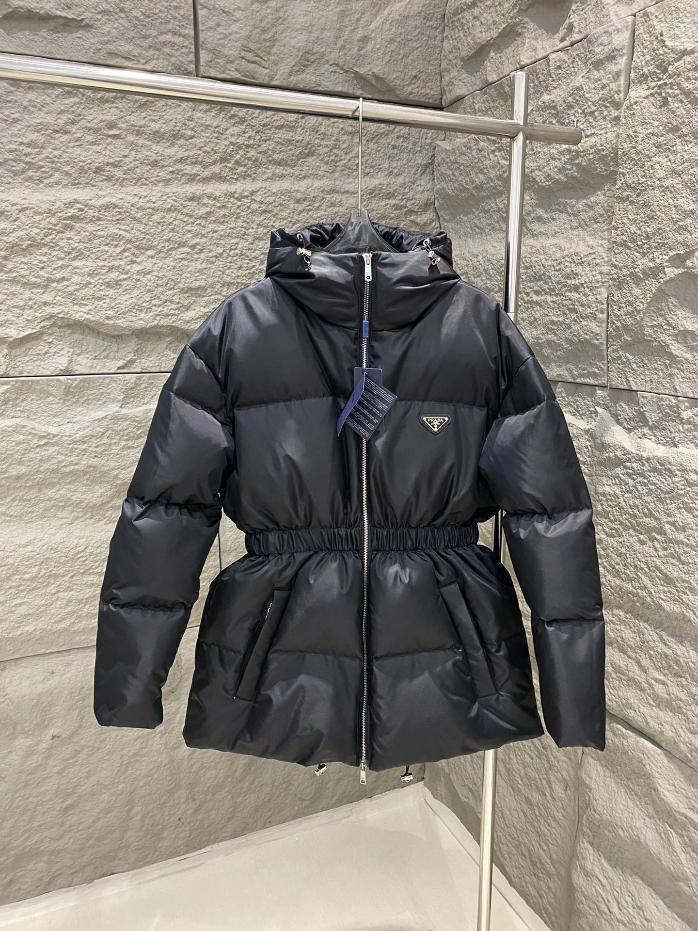 EyeCatching Prada Down Jackets 172481