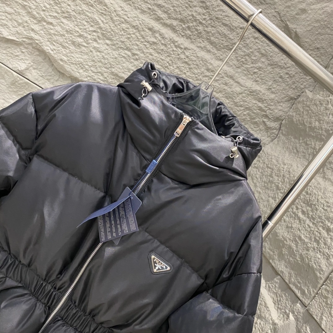 EyeCatching Prada Down Jackets 172481