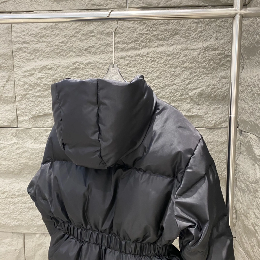 EyeCatching Prada Down Jackets 172481