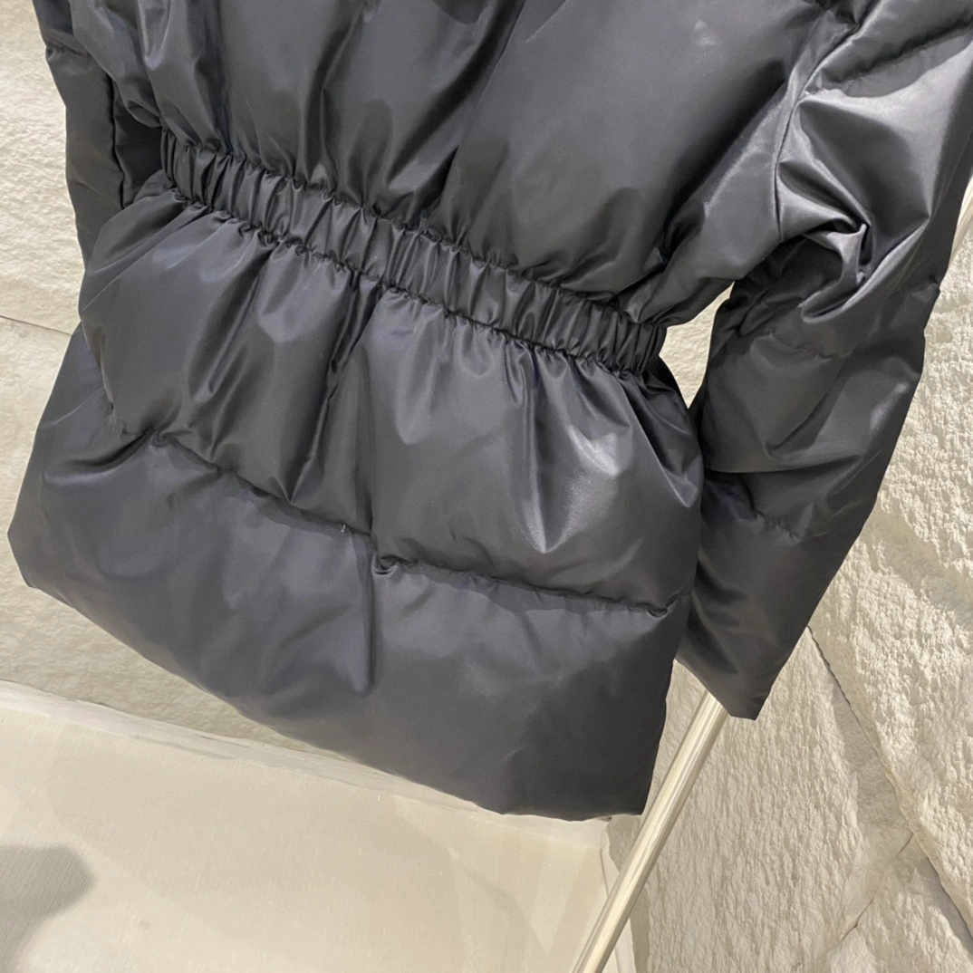 EyeCatching Prada Down Jackets 172481