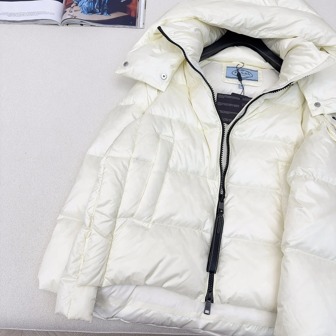 Prada Down Jackets Youthful 172478