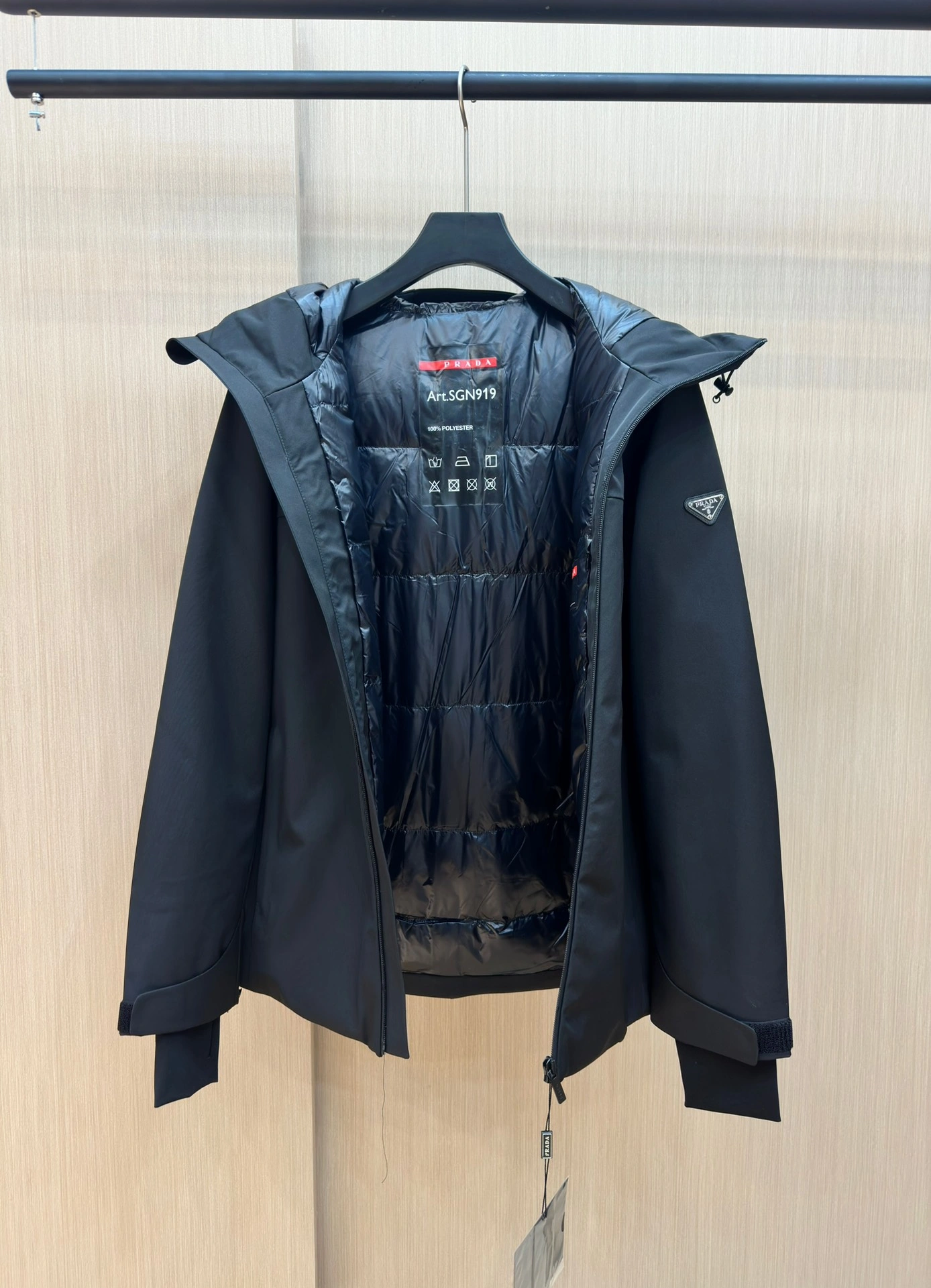 HighPerformance Prada Down Jackets 172473