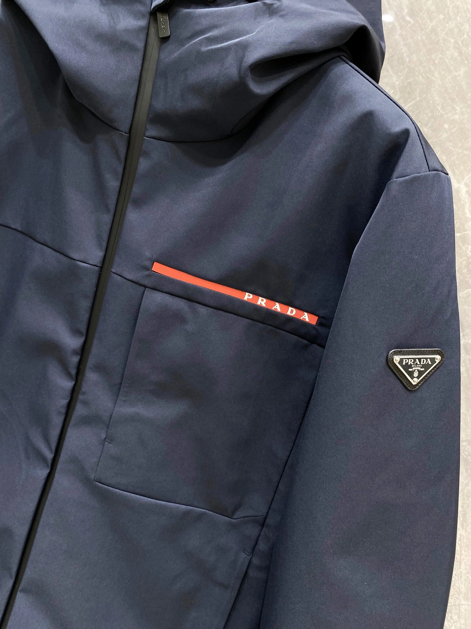 Functional Prada Down Jackets 172464