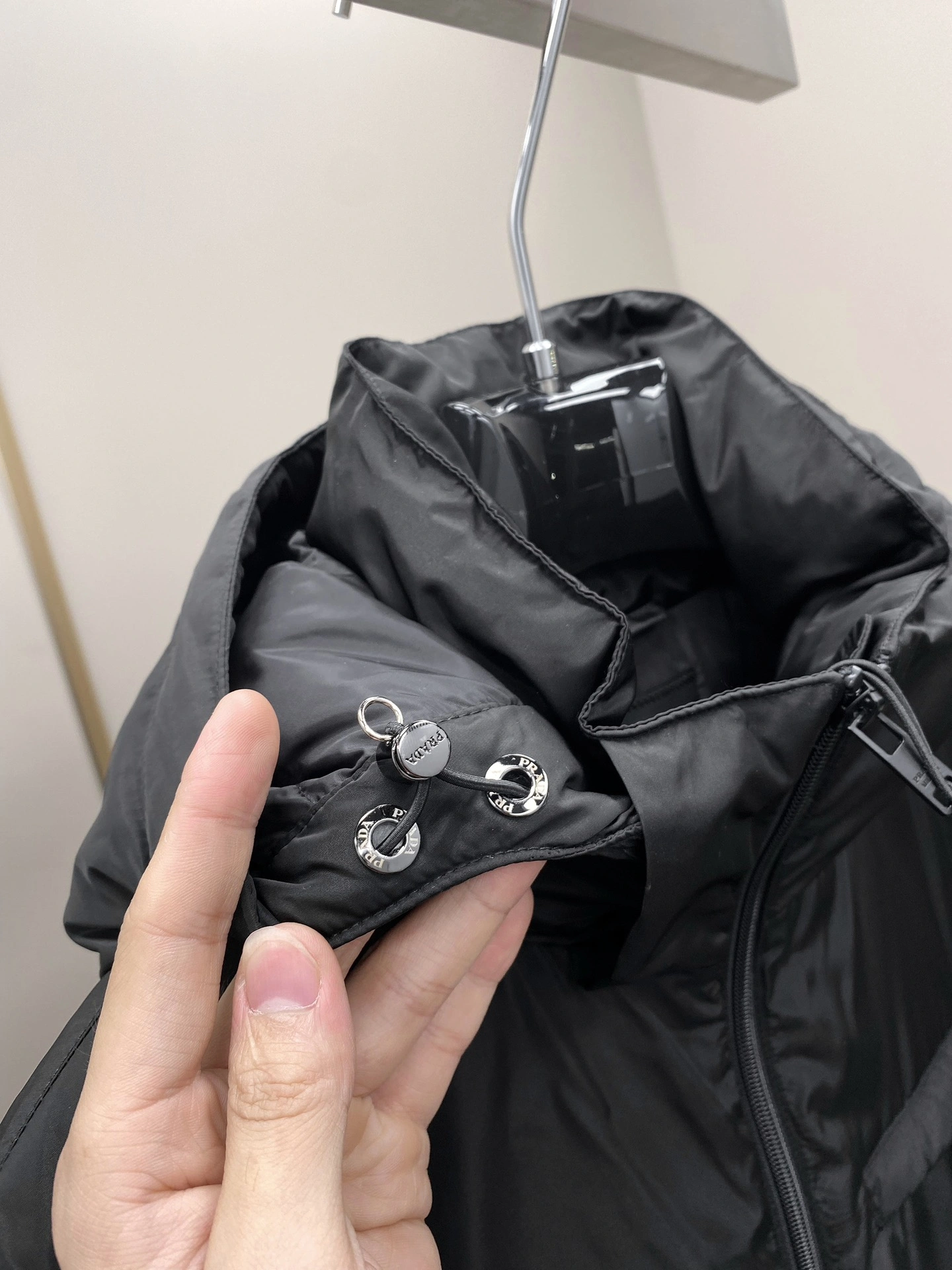 Prada Down Jackets UrbanStyle 172469