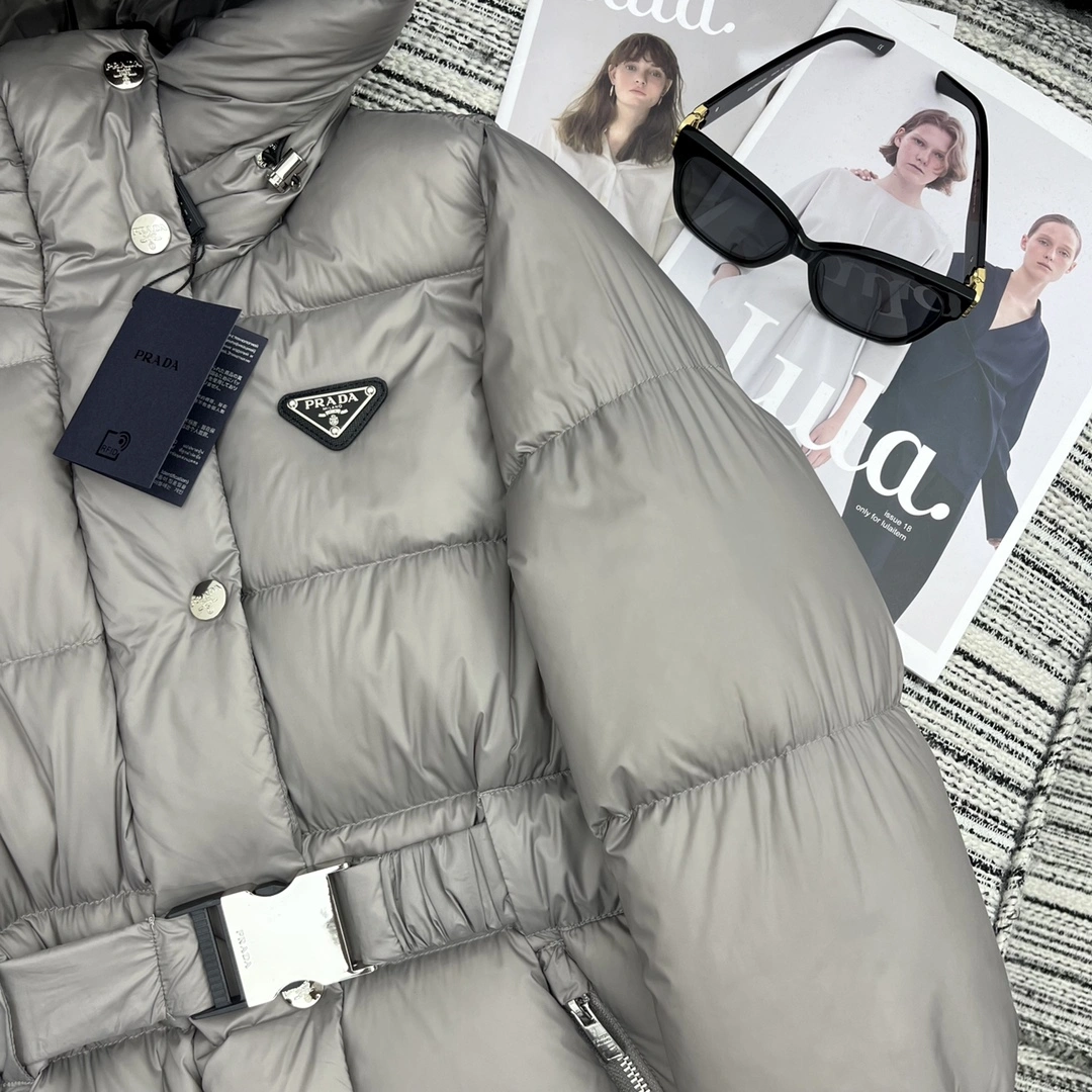 Prada Down Jackets Breathable 172489