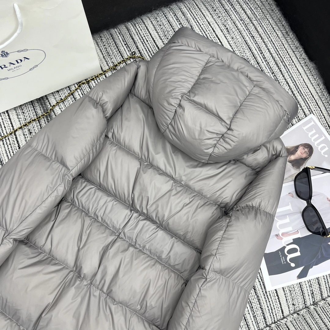 Prada Down Jackets Breathable 172489