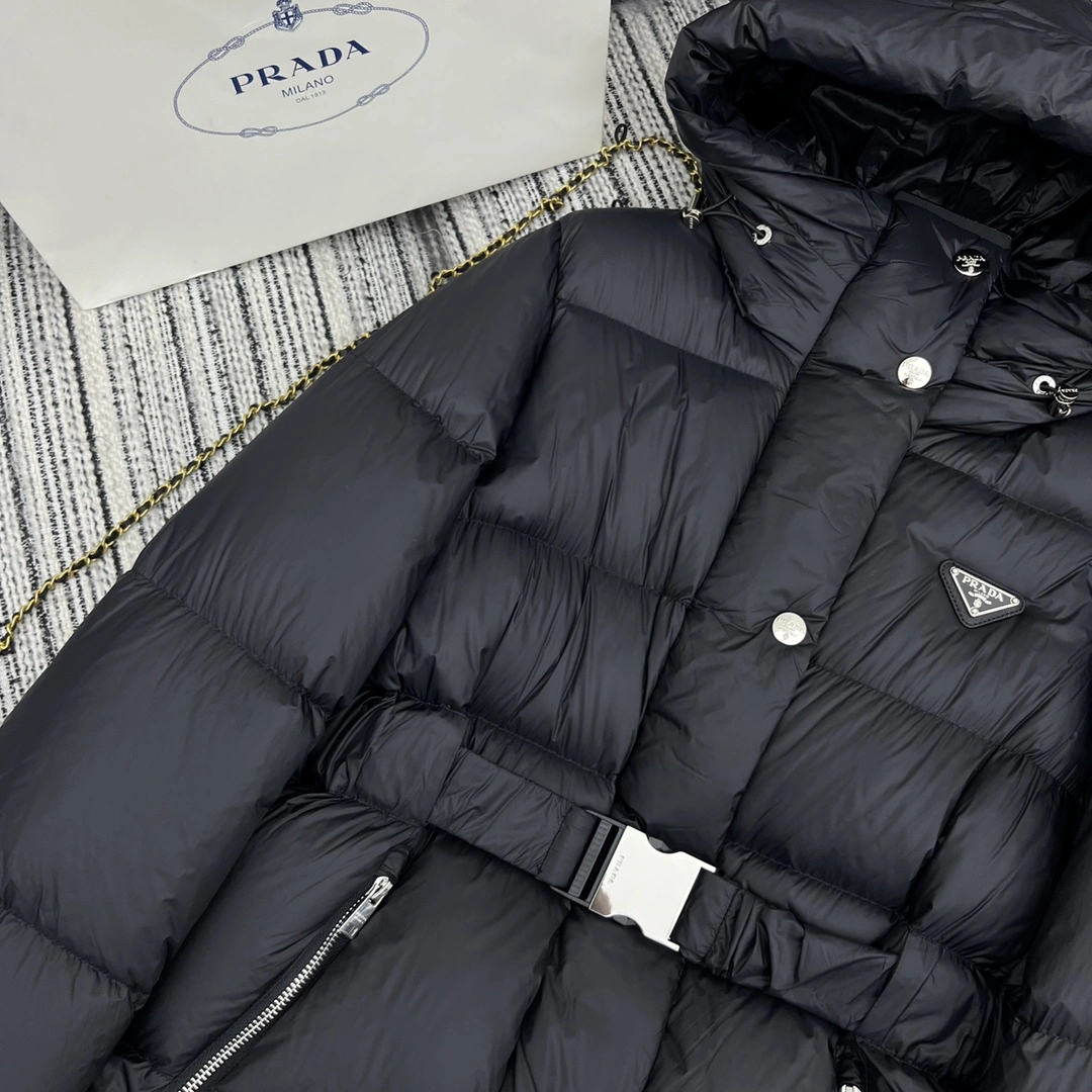 SmoothTexture Prada Down Jackets 172504