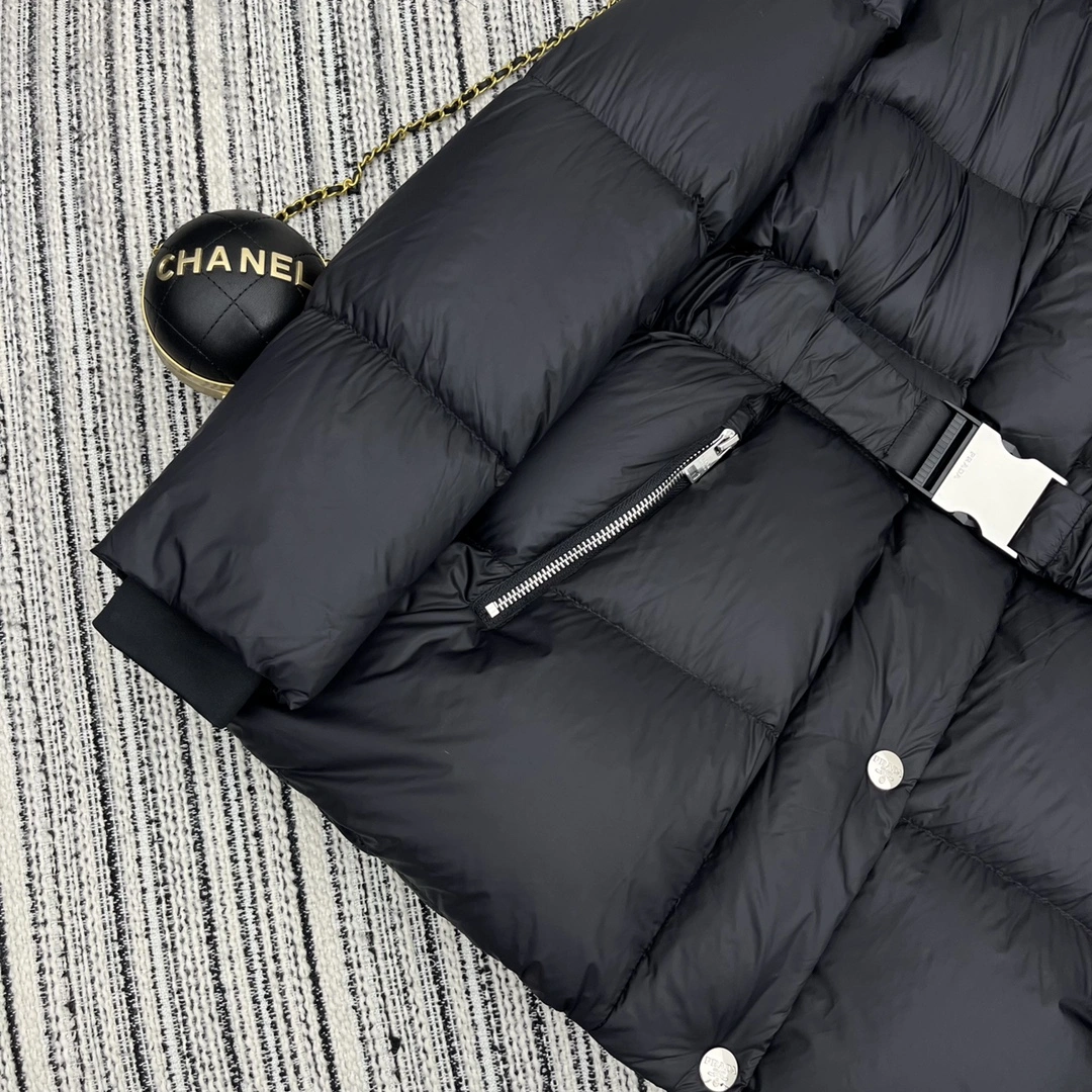 SmoothTexture Prada Down Jackets 172504