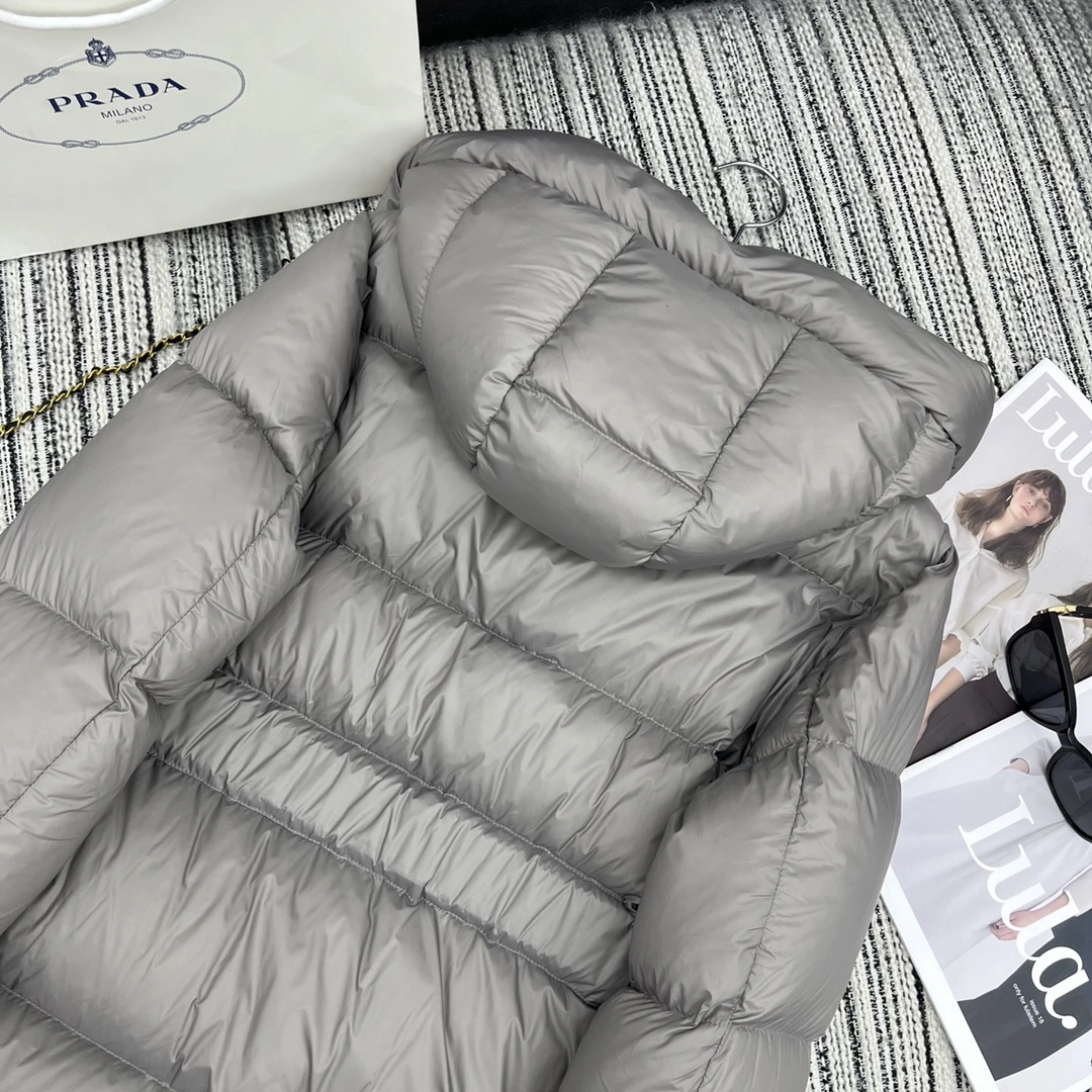 Prada Down Jackets Stylish 172455