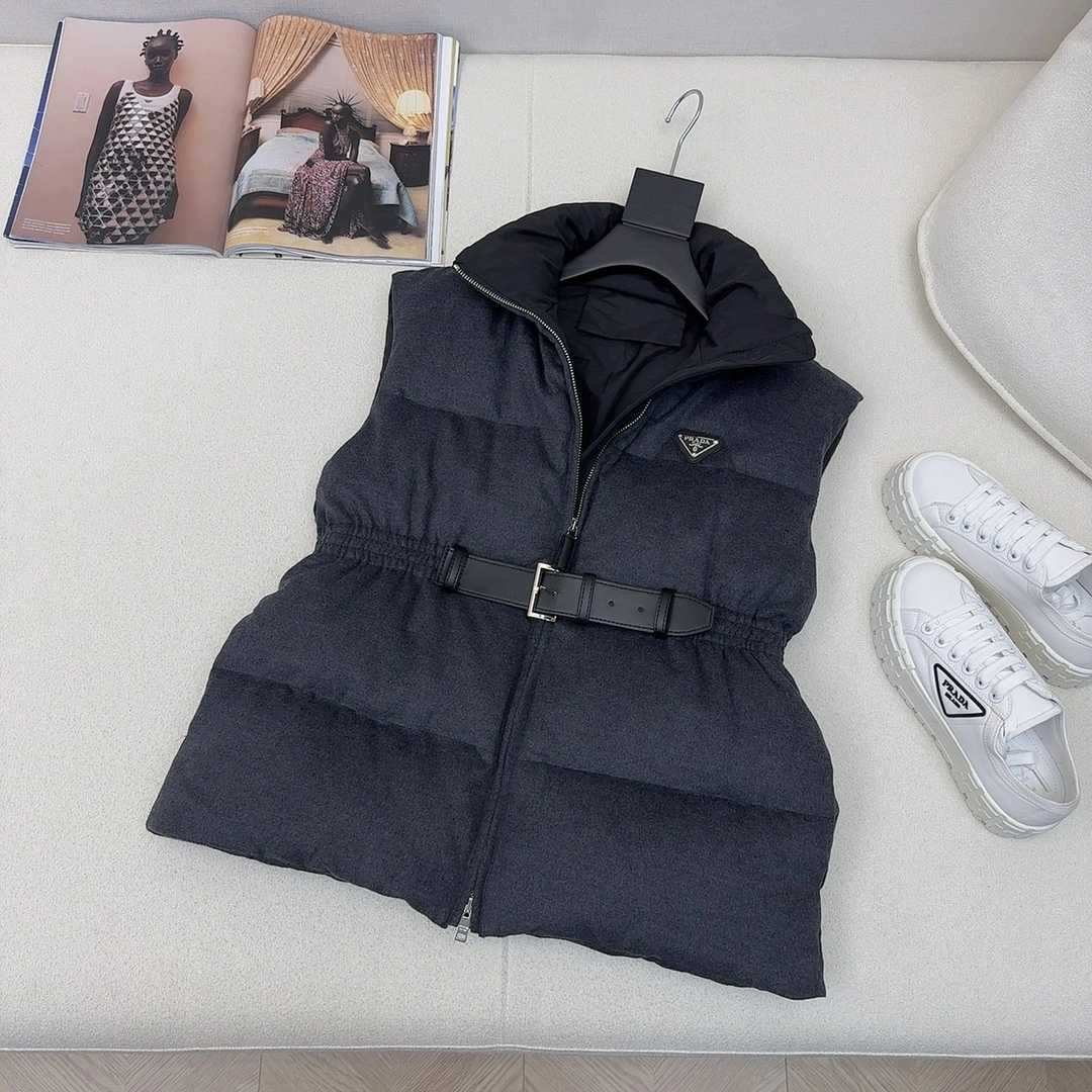 Prada Down Jackets Bold 172474