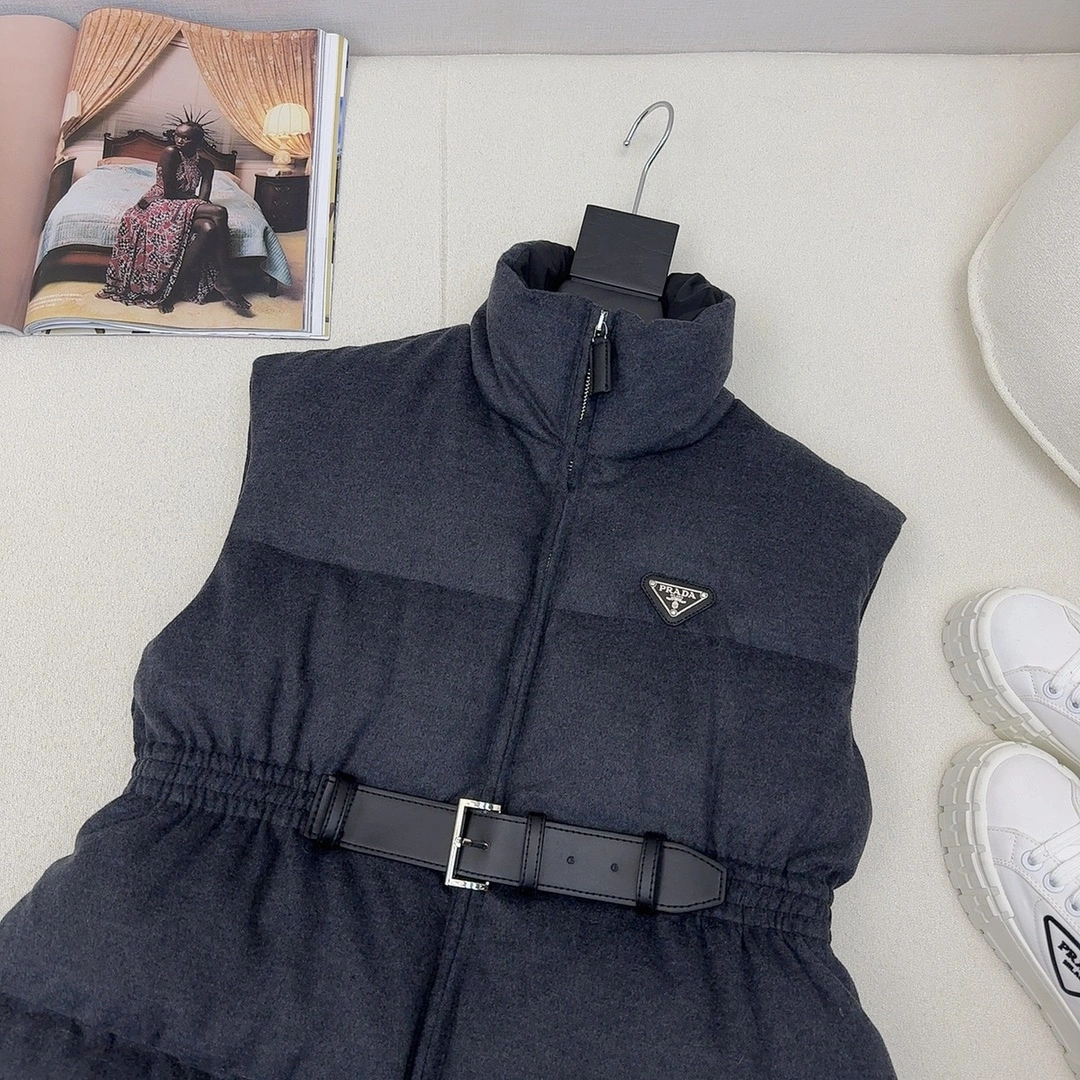 Prada Down Jackets Bold 172474