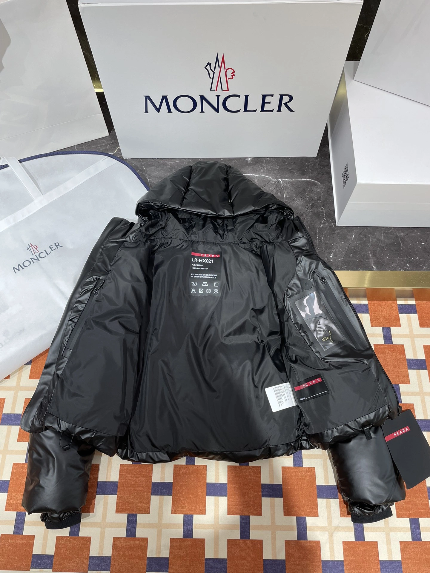 QuickDry Prada Down Jackets 172450