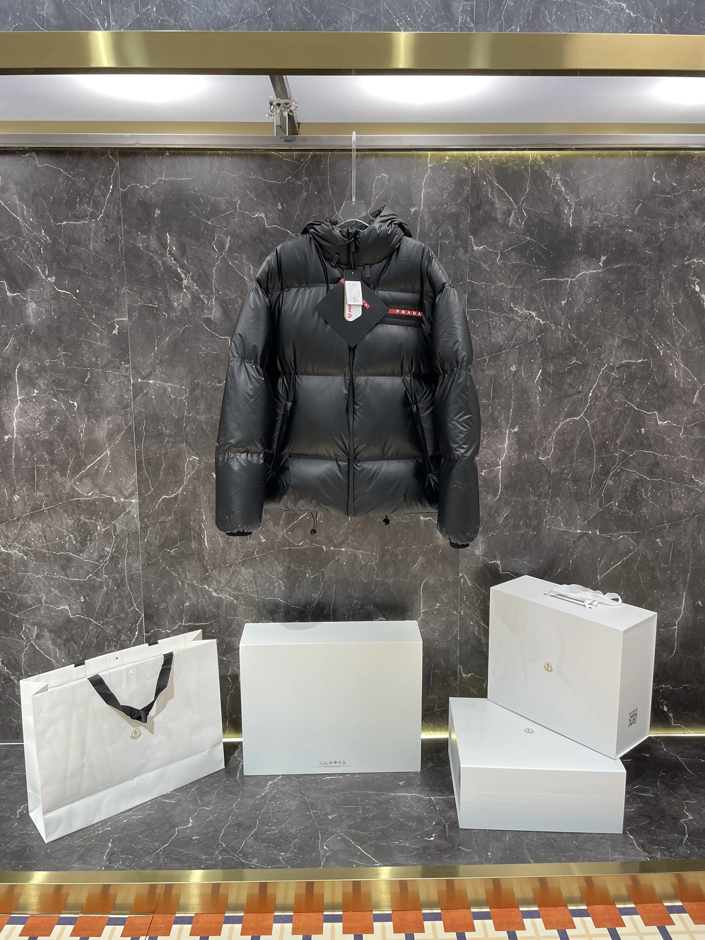 Functional Prada Down Jackets 172537