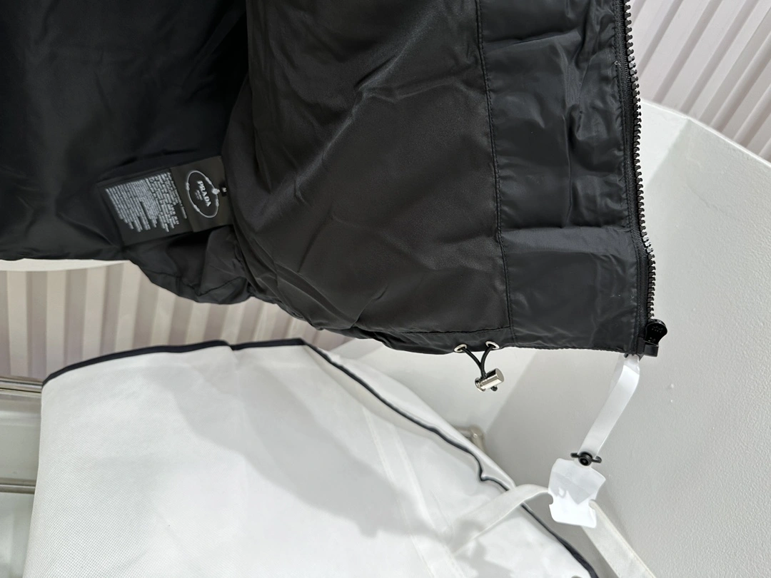 Bright Prada Down Jackets 172448