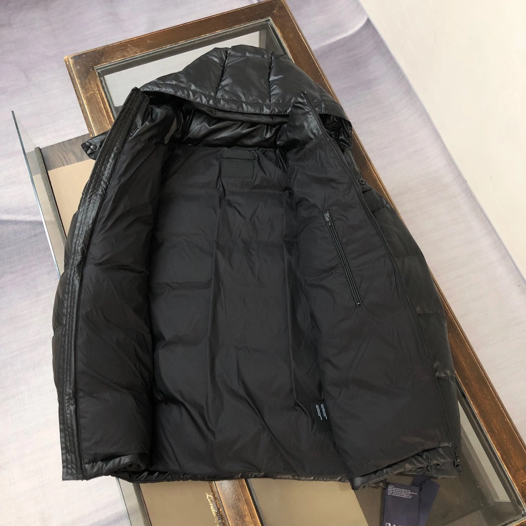 Prada Down Jackets Elegant 172446