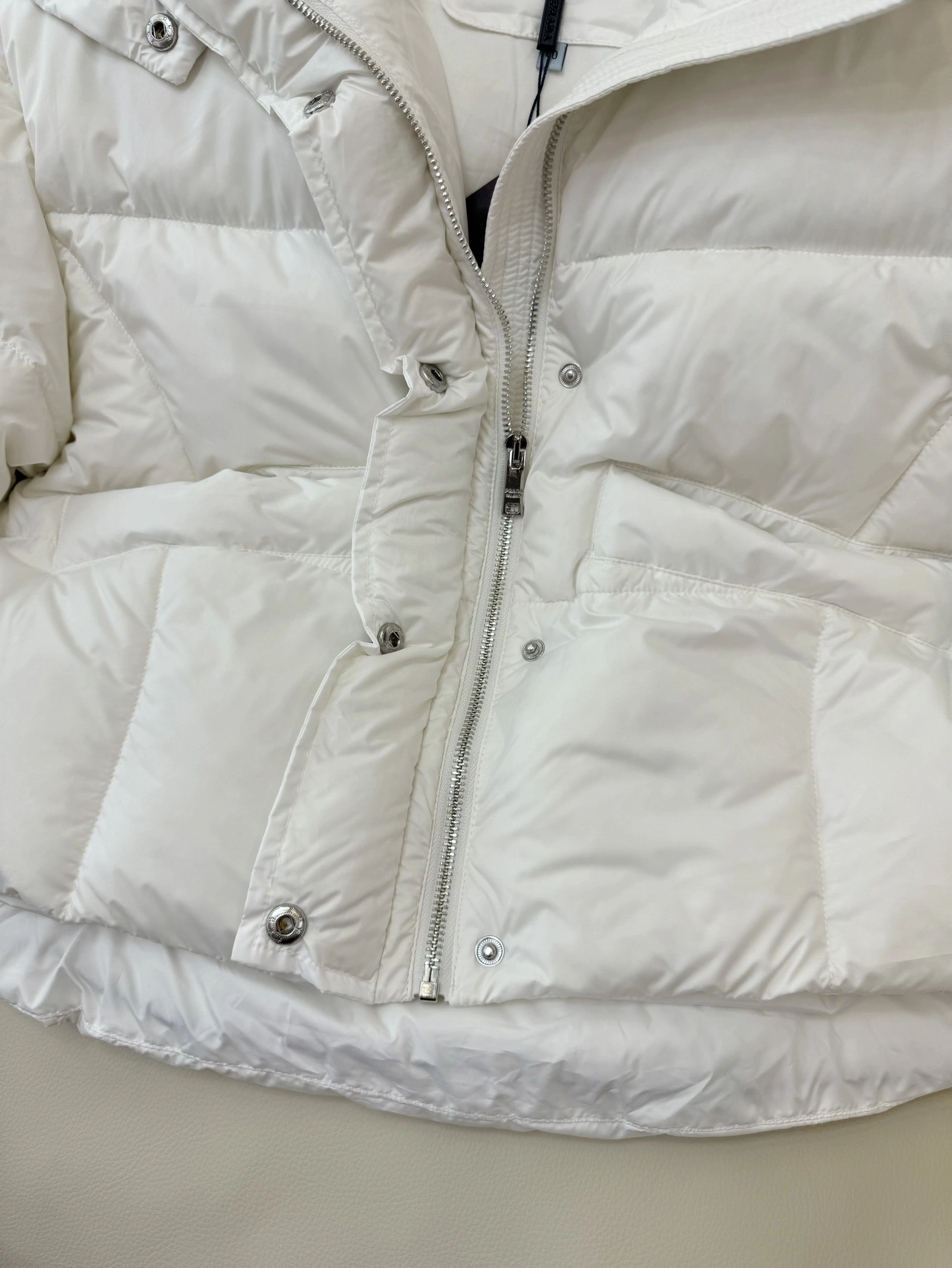 Prada Down Jackets UrbanStyle 172445
