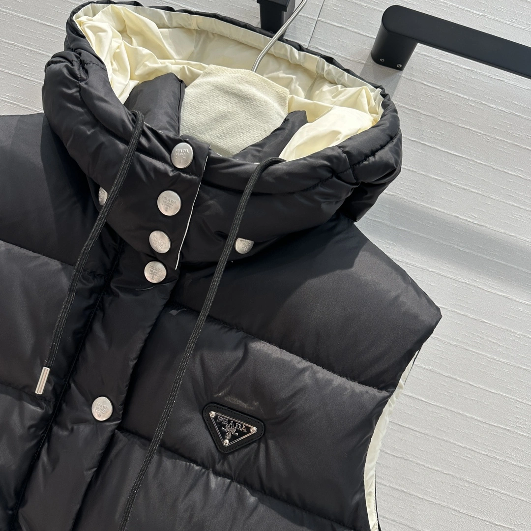 Prada Down Jackets Stylish 172437