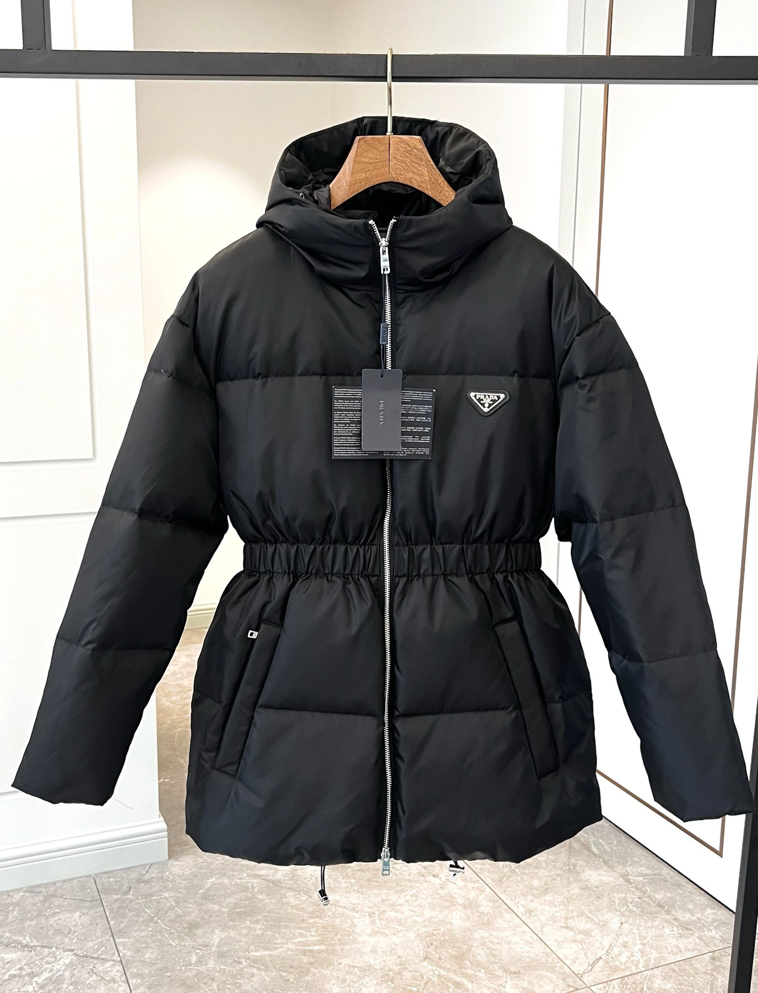 Prada Down Jackets EasyMatch 172428