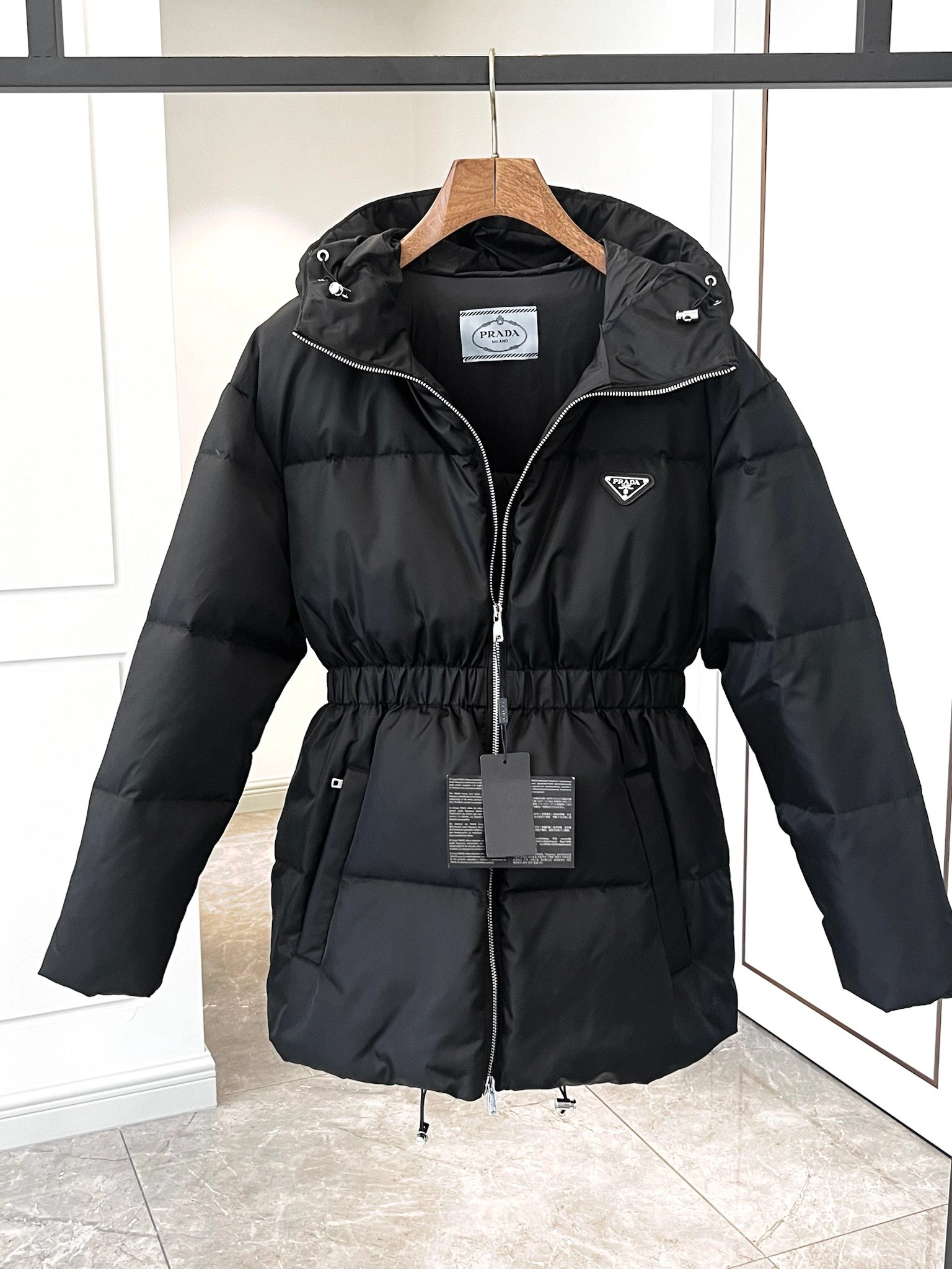 Prada Down Jackets EasyMatch 172428