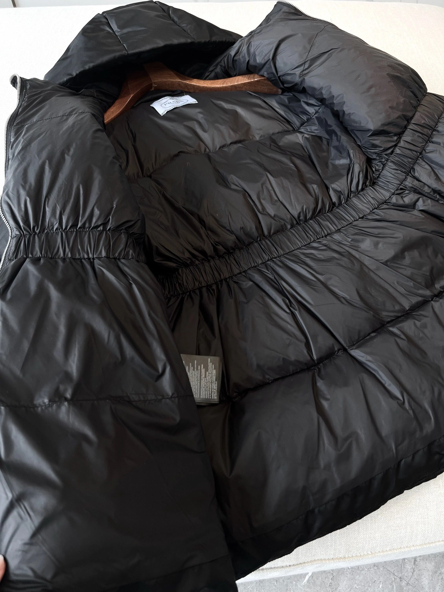 Prada Down Jackets Trendsetting 172460