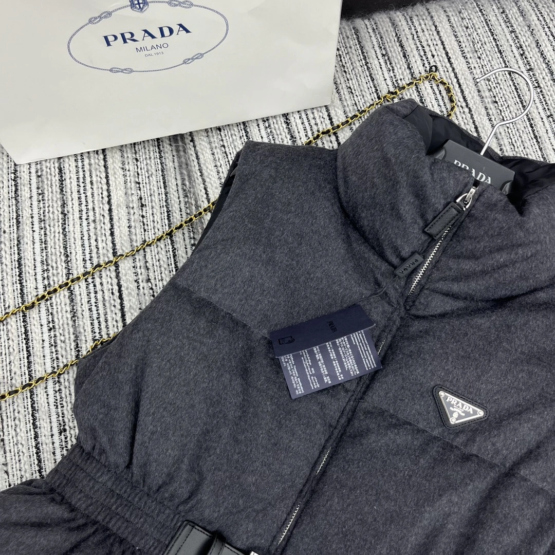 Prada Down Jackets Unique 172441