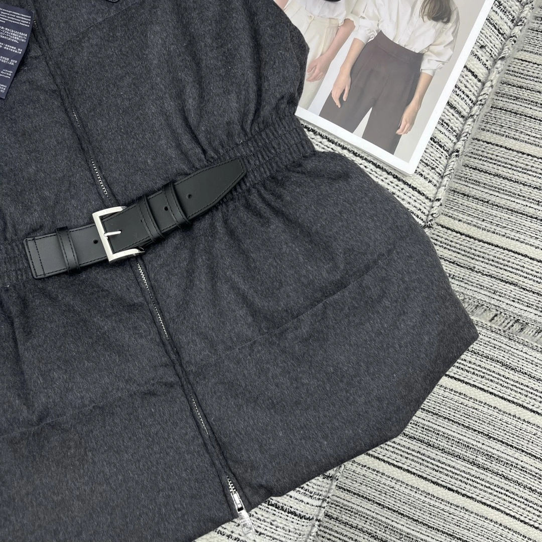 Prada Down Jackets Unique 172441