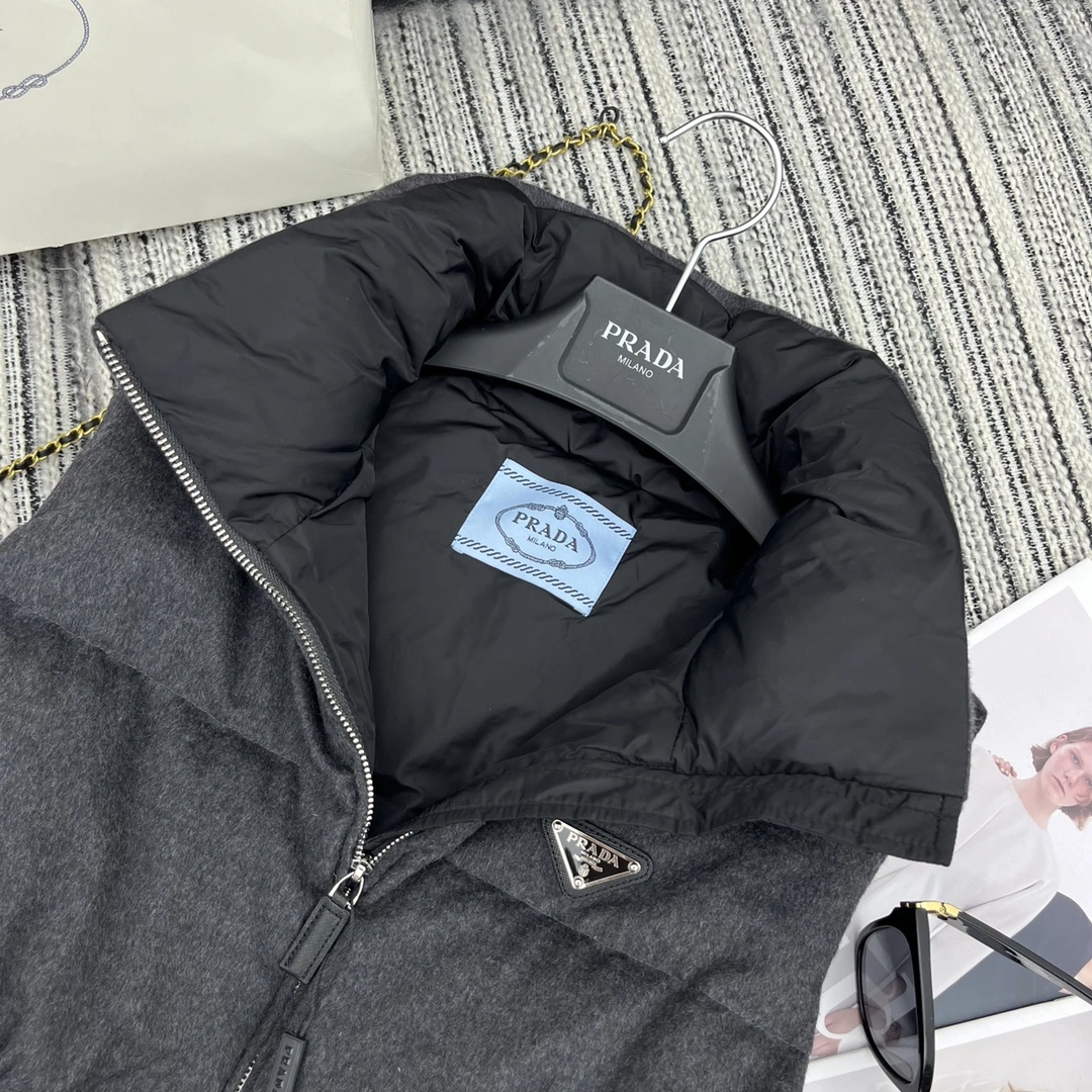 Prada Down Jackets Unique 172441