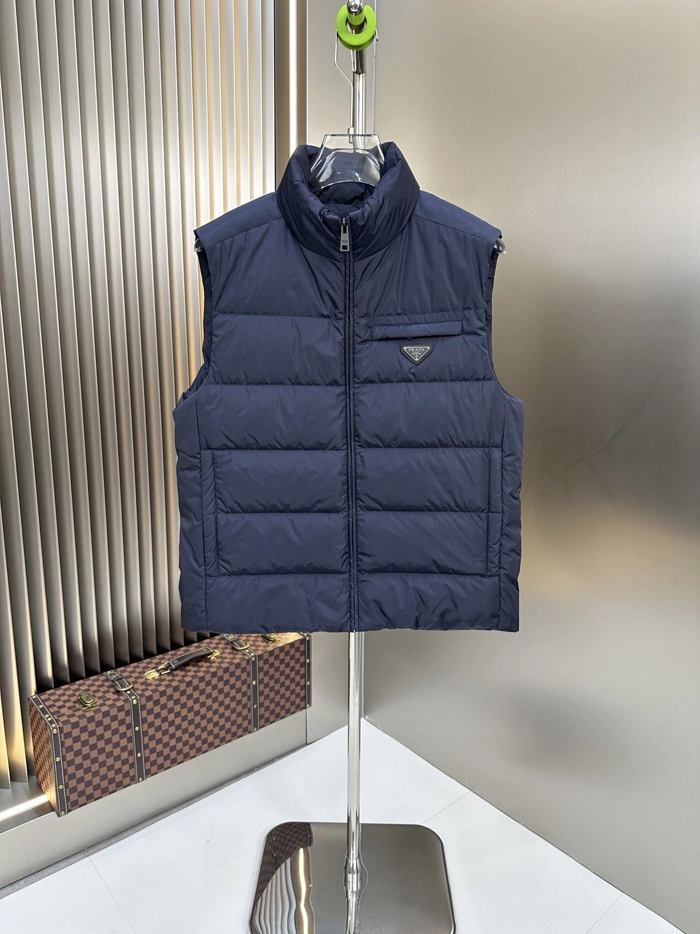 Prada Down Jackets Snug 172435