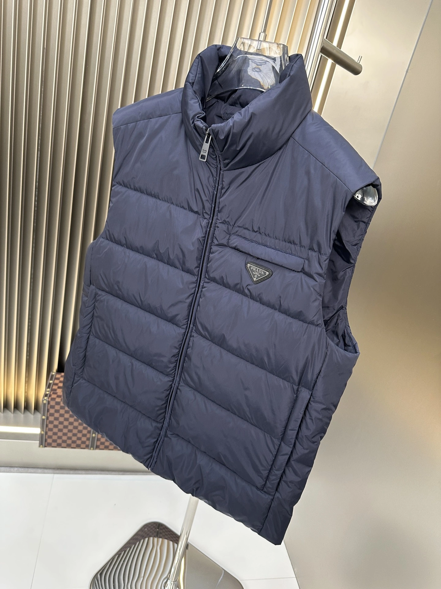 Prada Down Jackets Snug 172435