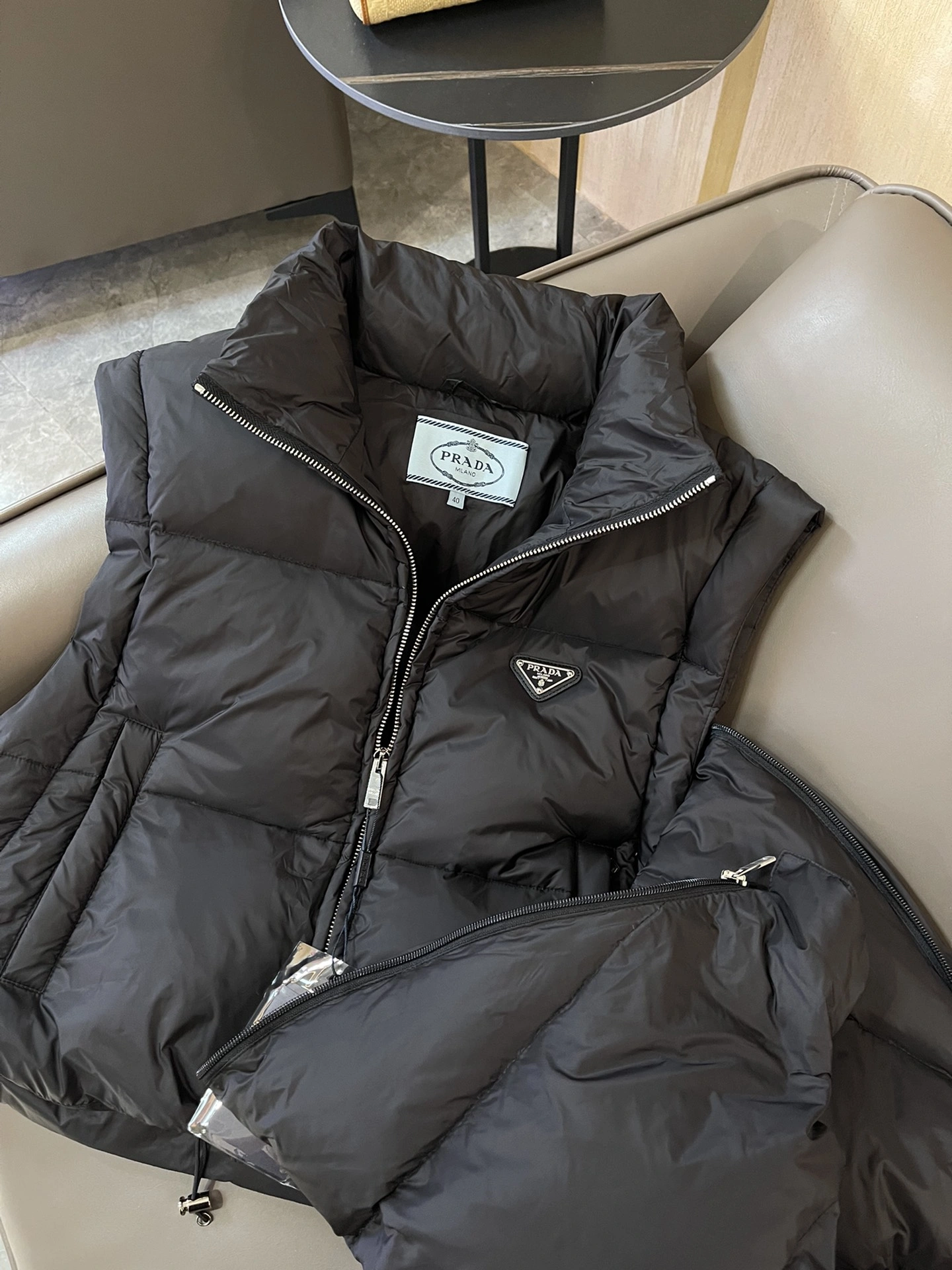 Prada Down Jackets Supportive 172423