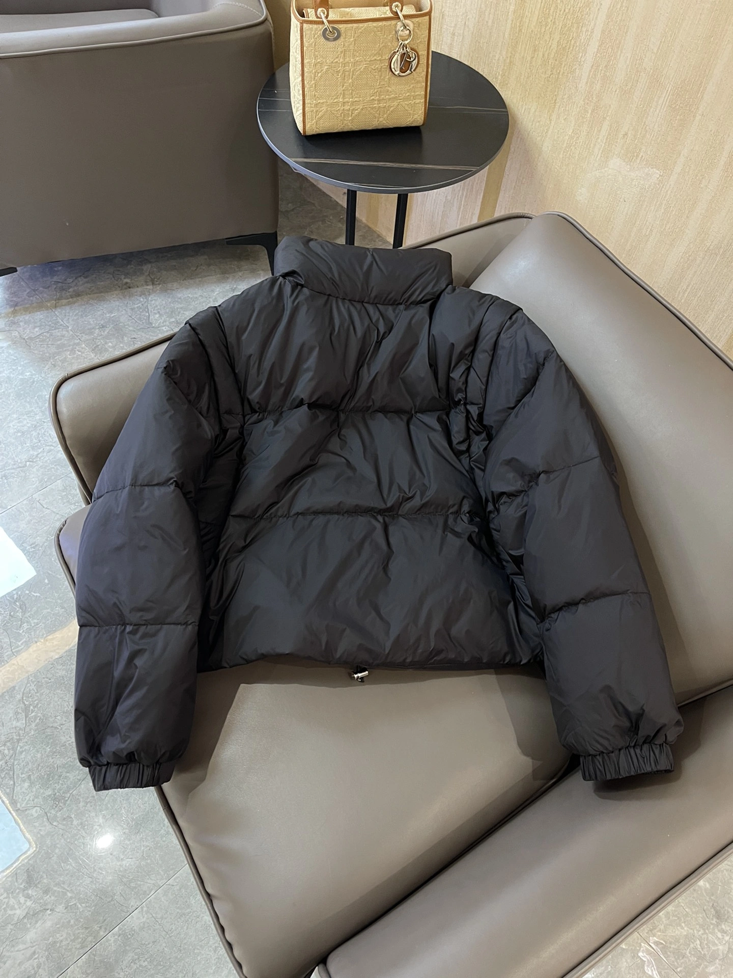 Prada Down Jackets Supportive 172423