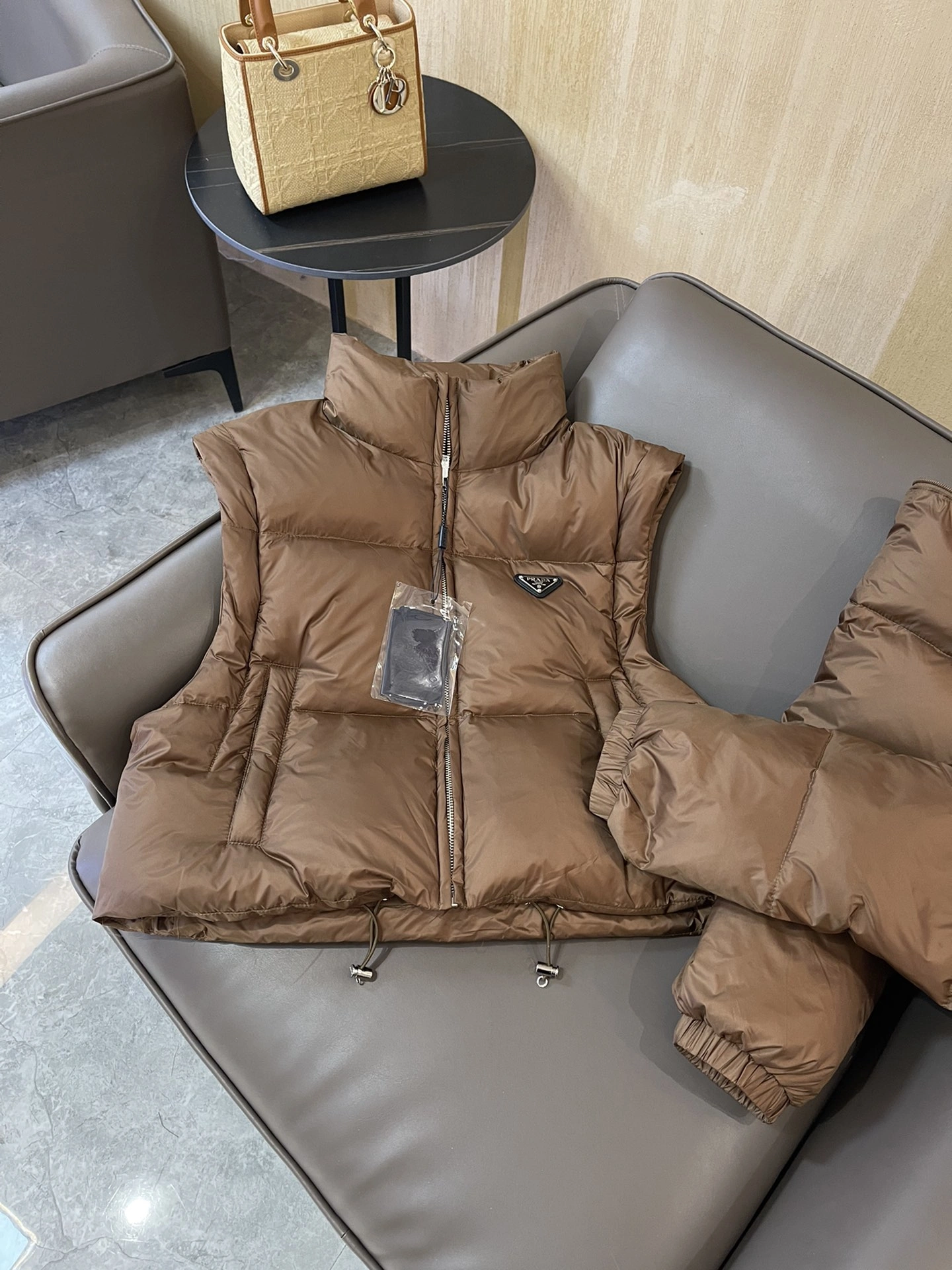 QuickDry Prada Down Jackets 172422