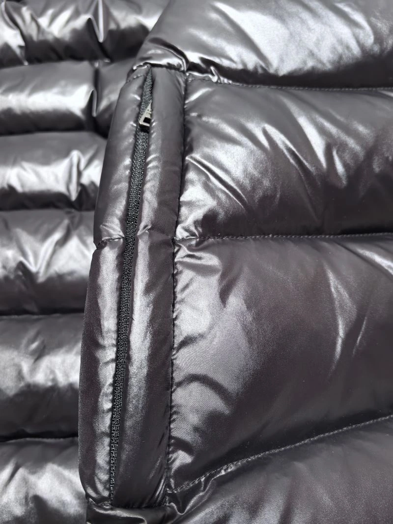 Prada Down Jackets ZipUp 172270