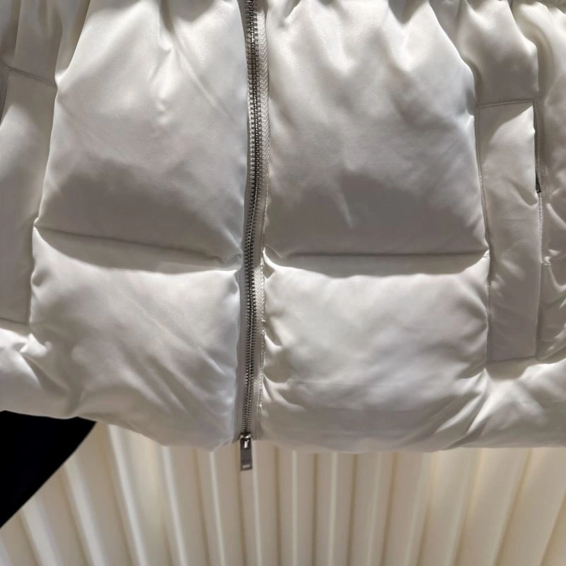 SmoothTexture Prada Down Jackets 172252