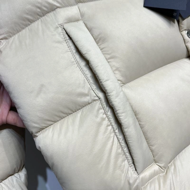 Prada Down Jackets Unique 172177