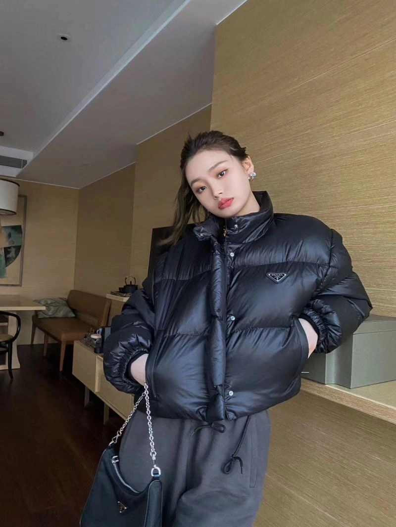 Effortless Prada Down Jackets 172164