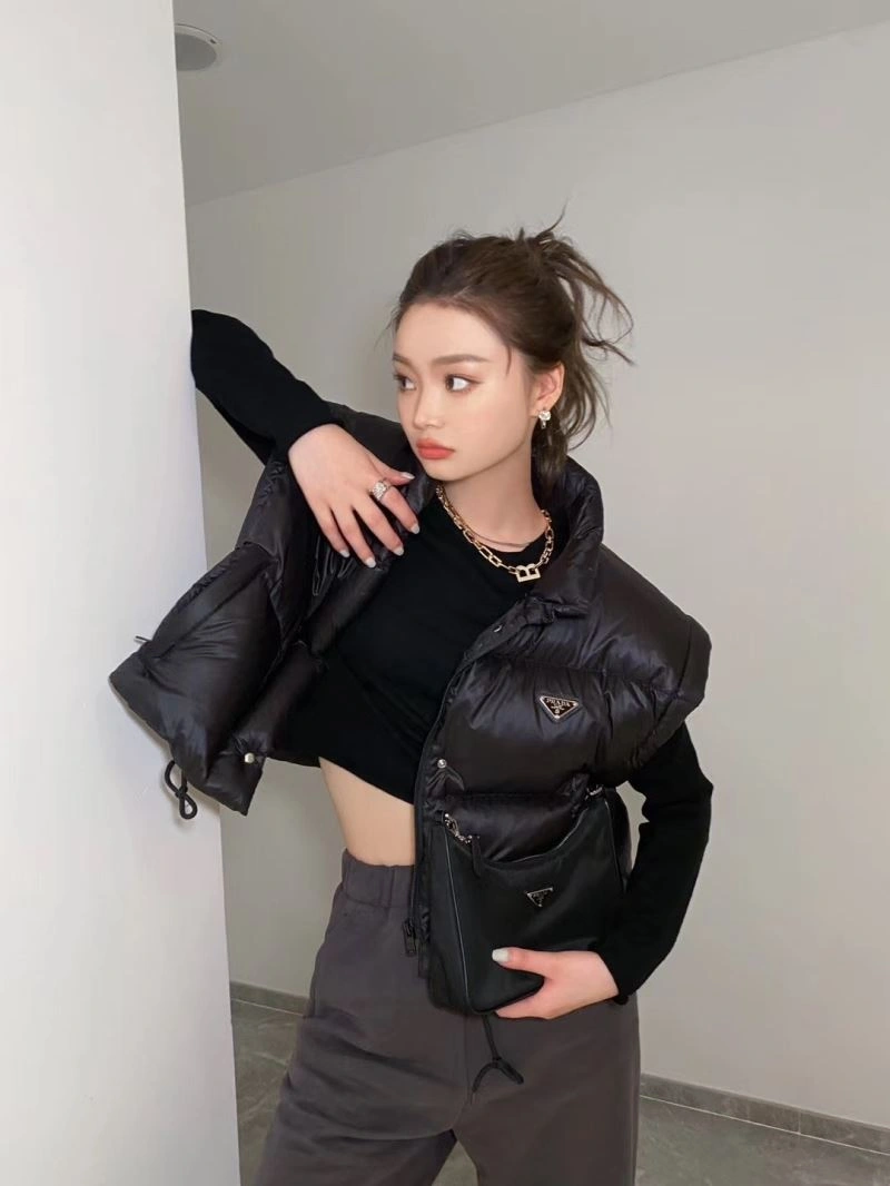Effortless Prada Down Jackets 172164